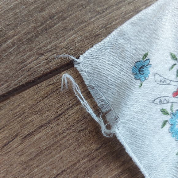 Beautiful vintage pocket square/handkerchief - Picture 4 of 8